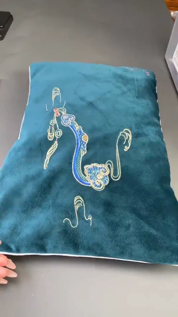 沉香沉香枕绿奇楠 枕头 1