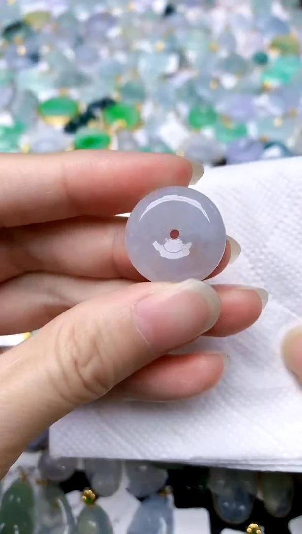 颈饰未镶嵌翡翠天然A货翡翠