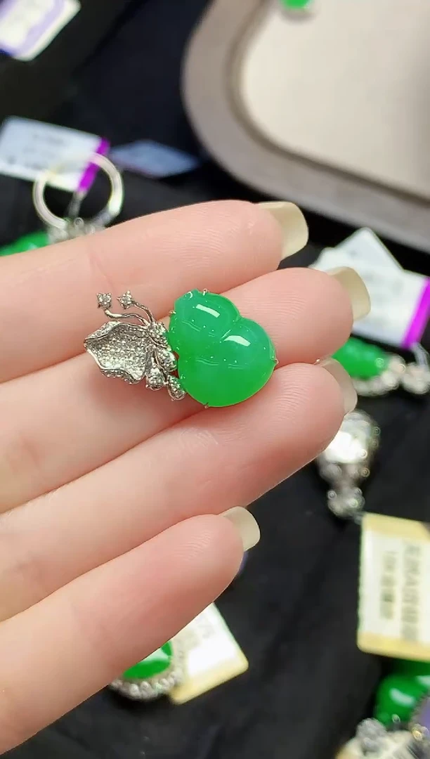 吊坠(不含链)18K金镶嵌翡翠ZJ