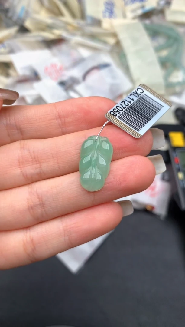 未镶嵌挂件翡翠一