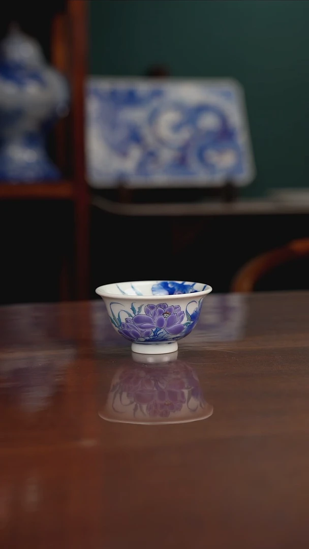 空山明月 新斗彩 荷花