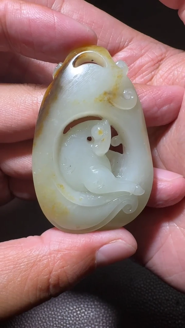 未镶嵌和田玉挂件和田玉