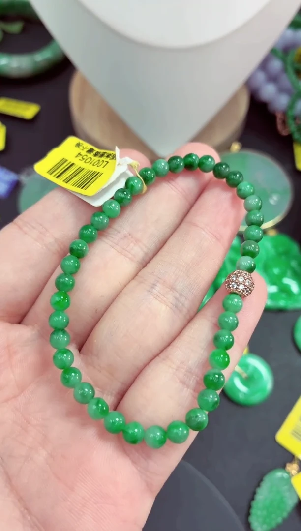 吊坠(不含链)未镶嵌翡翠挂件