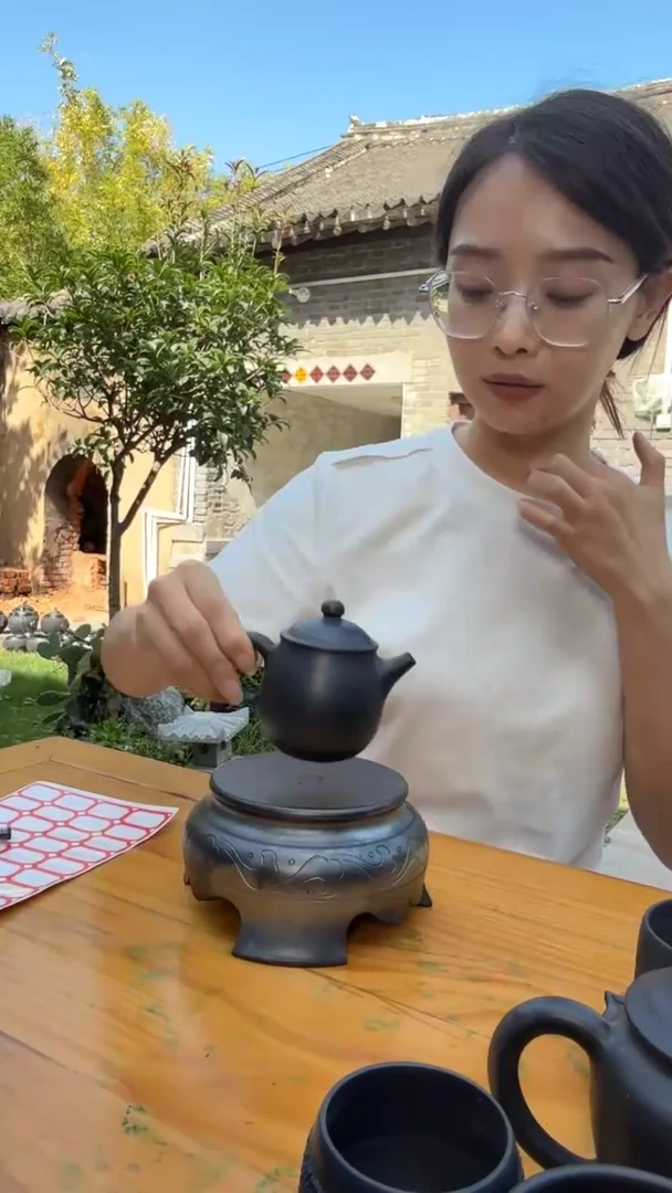 神农黑陶微瑕龙蛋壶