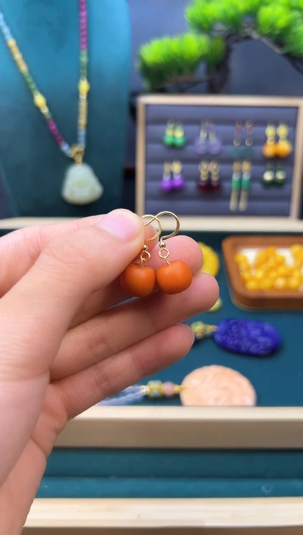 【闪购商品】蜜蜡耳饰14K金镶嵌E67