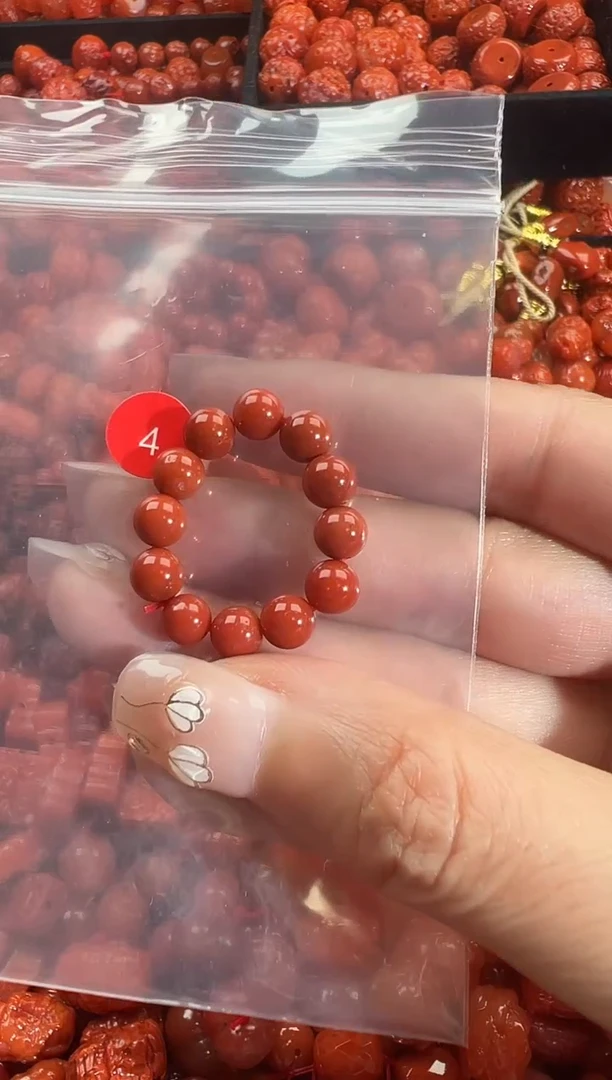 颈饰未镶嵌南红玛瑙1