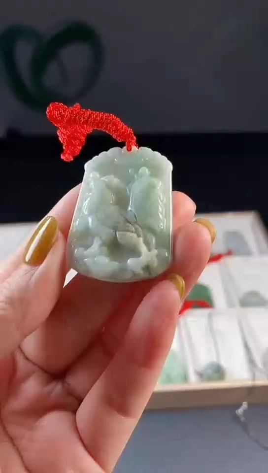 【闪购商品】翡翠颈饰未镶嵌0000000003