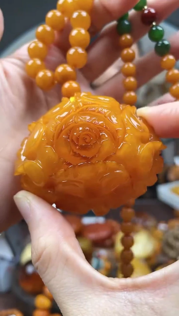 【闪购商品】琥珀裸石未镶嵌首饰 假1赔4 （多样性发货1件（微瑕