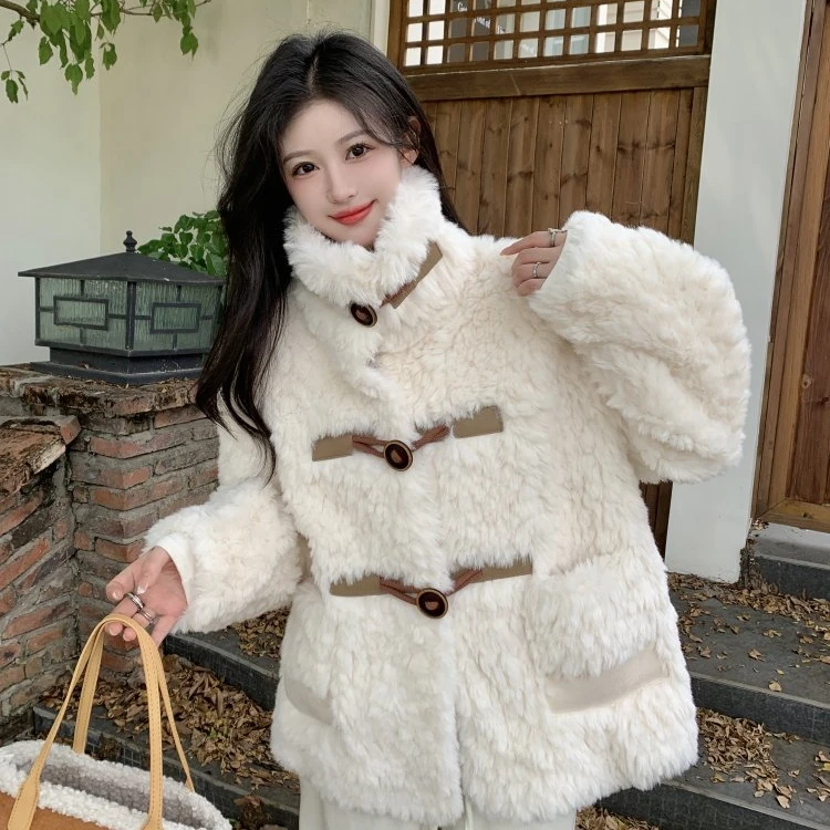 冬季高级感羊羔毛皮毛一体加厚毛绒外套2736#(直播间展示为准)