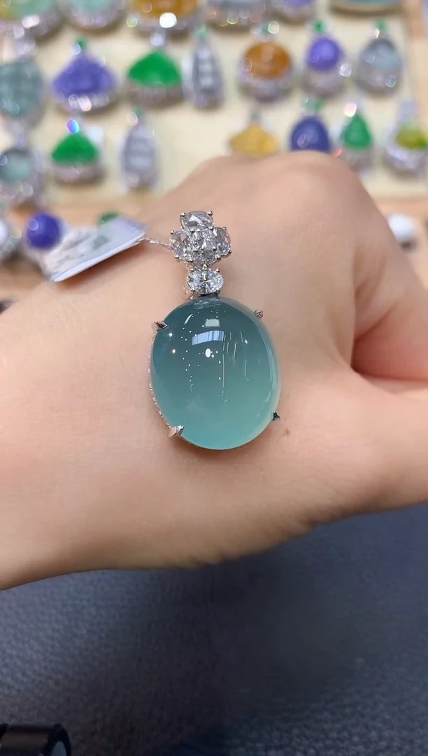 翡翠18K金镶嵌吊坠(不含链)云*·夏日珠宝B43