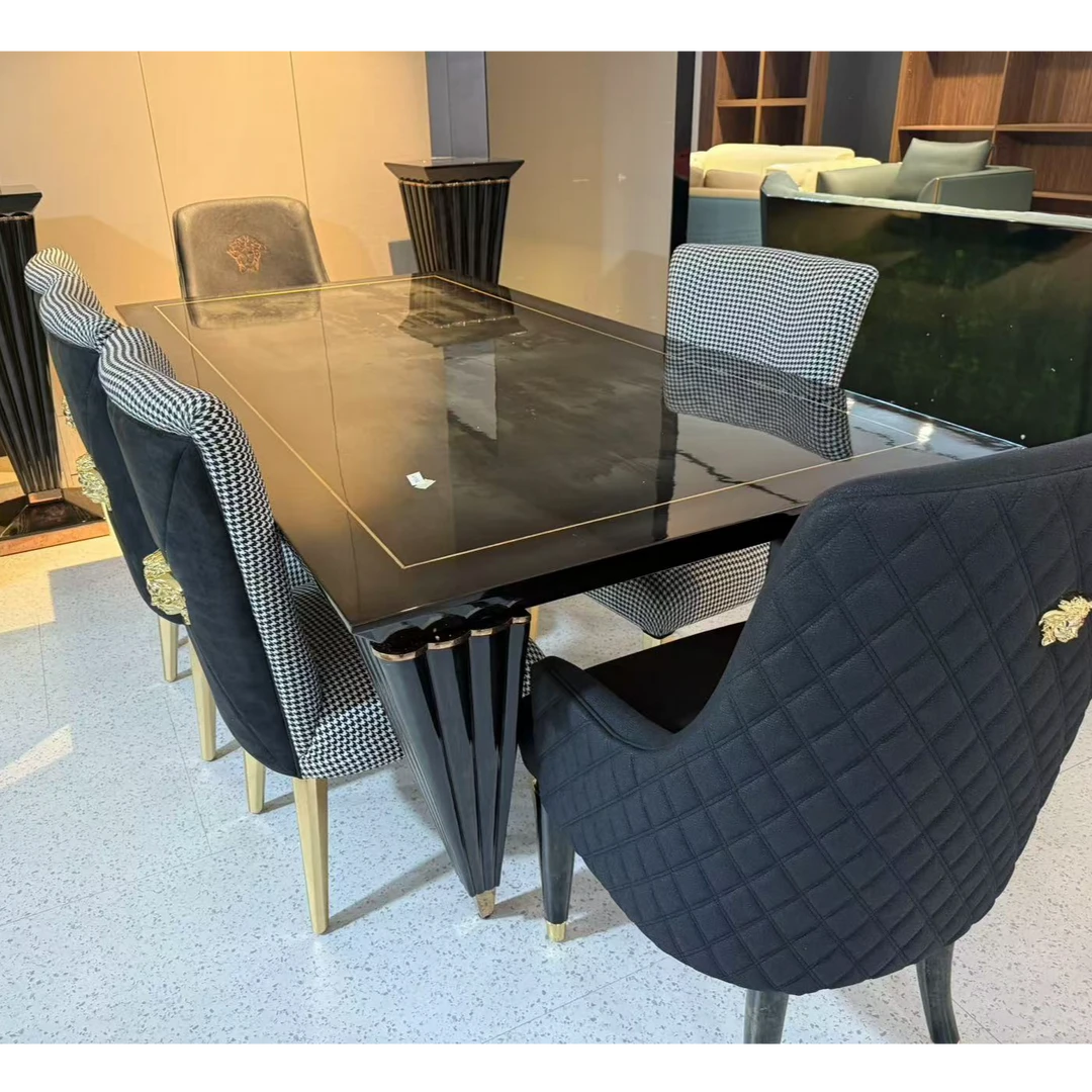 意式轻奢：长餐桌钢琴烤漆+树瘤木皮-豪宅别墅