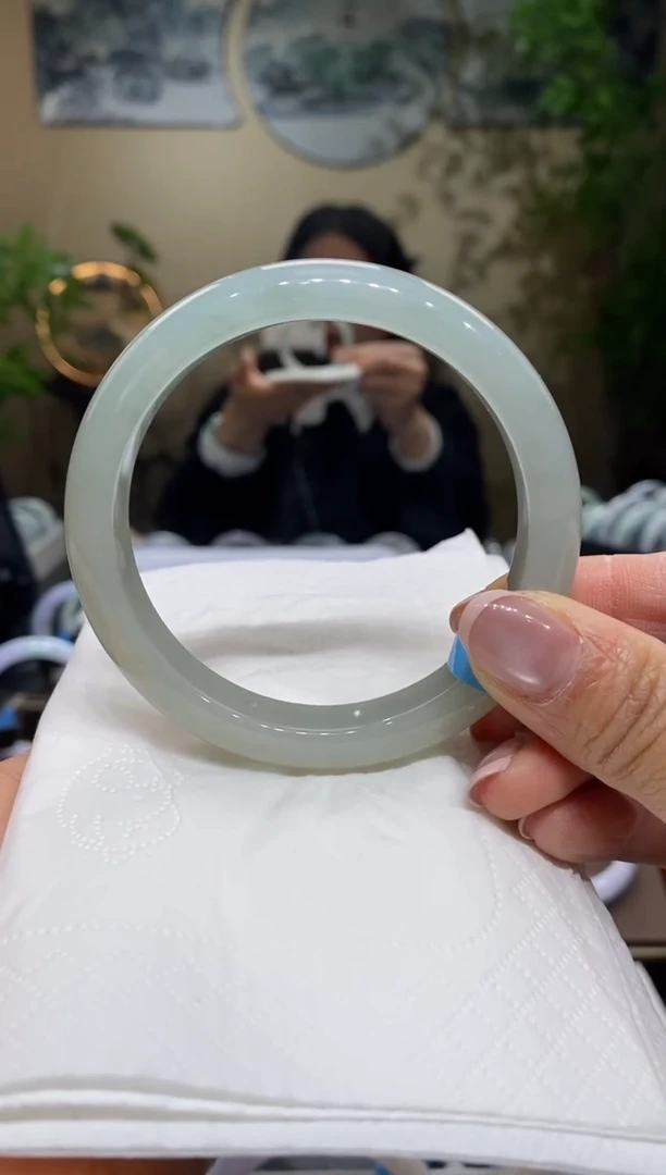 【闪购商品】翡翠手镯未镶嵌翡翠