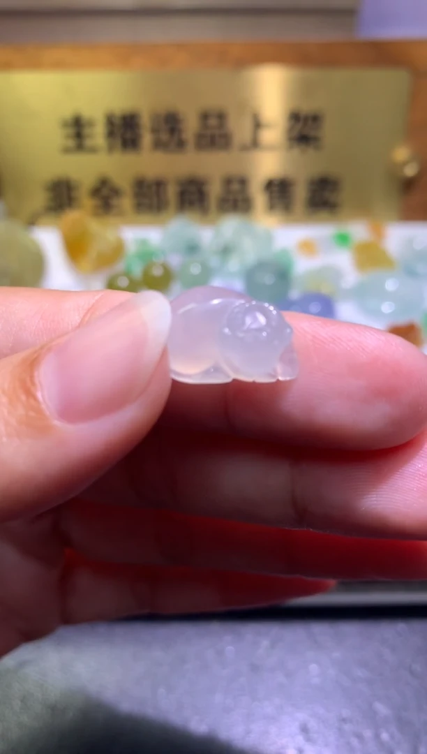 未镶嵌定制翡翠毛货