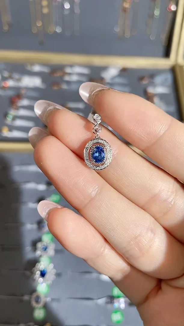 【闪购商品】蓝宝石颈饰18K金镶嵌吊坠