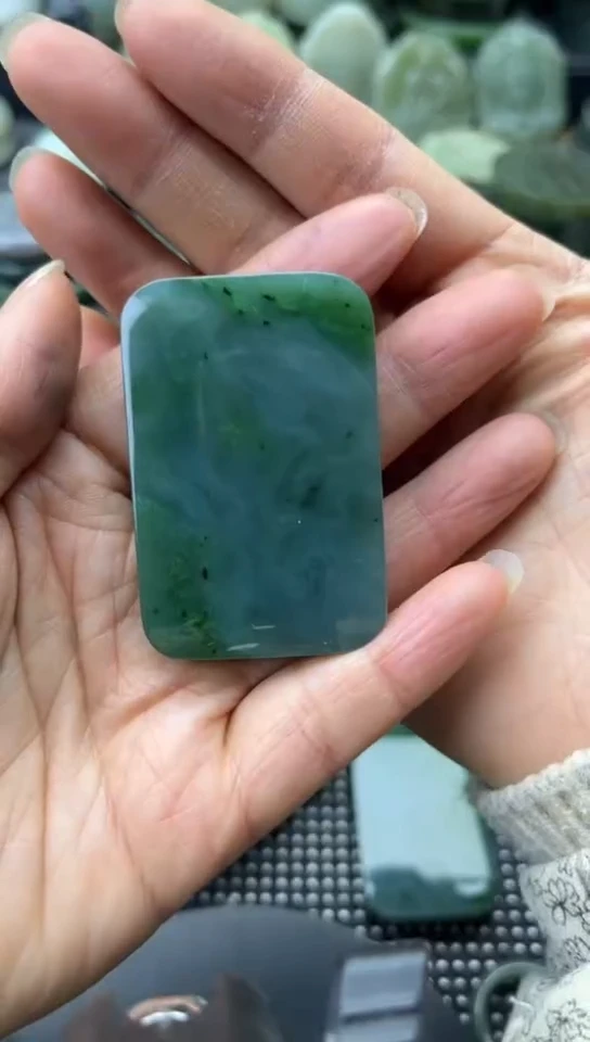 未镶嵌和田玉珠宝半成品牌子