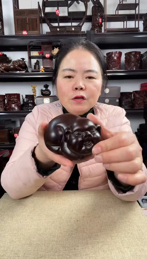 木老李红木工艺品小猪