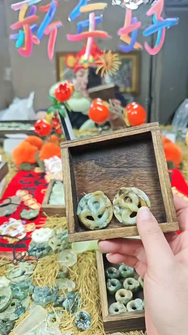 【闪购商品】蛇纹石玉颈饰合金吊坠79