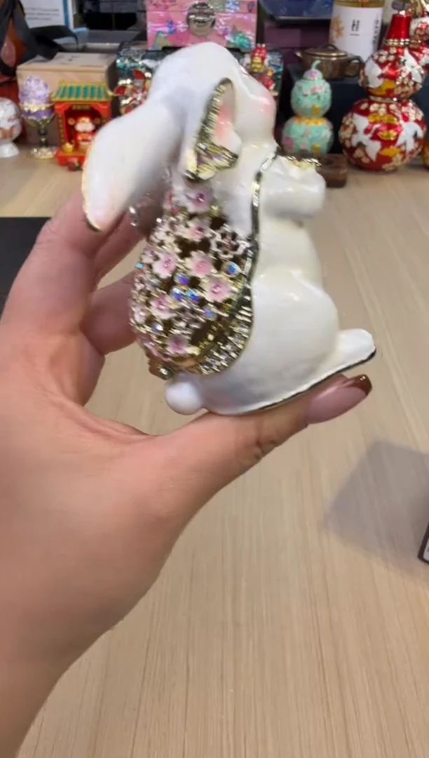 84七宝樱花兔