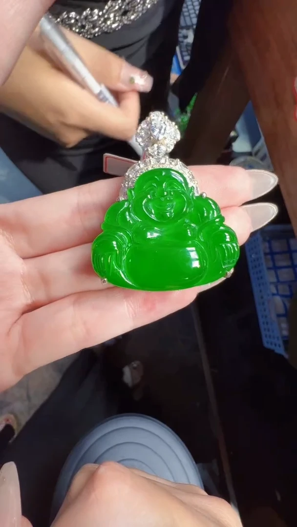 未镶嵌定制翡翠翡翠A货有轻微色差属于正常现象，佛公多样性发货1
