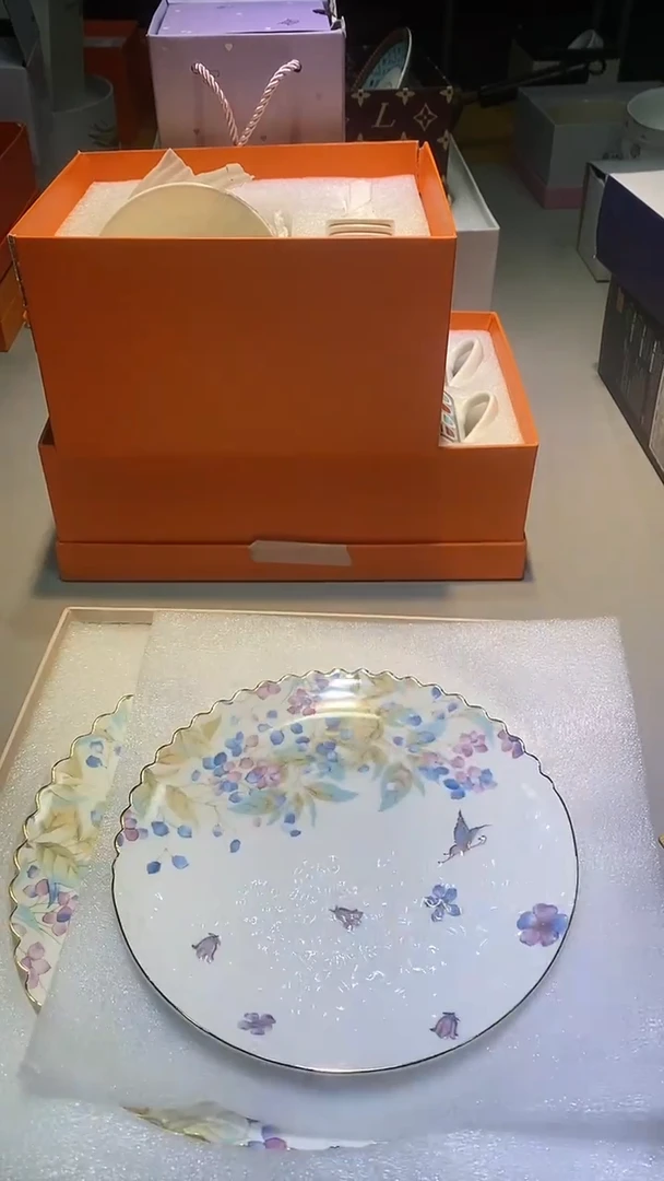 【闪购商品】瓷片11111111111111111