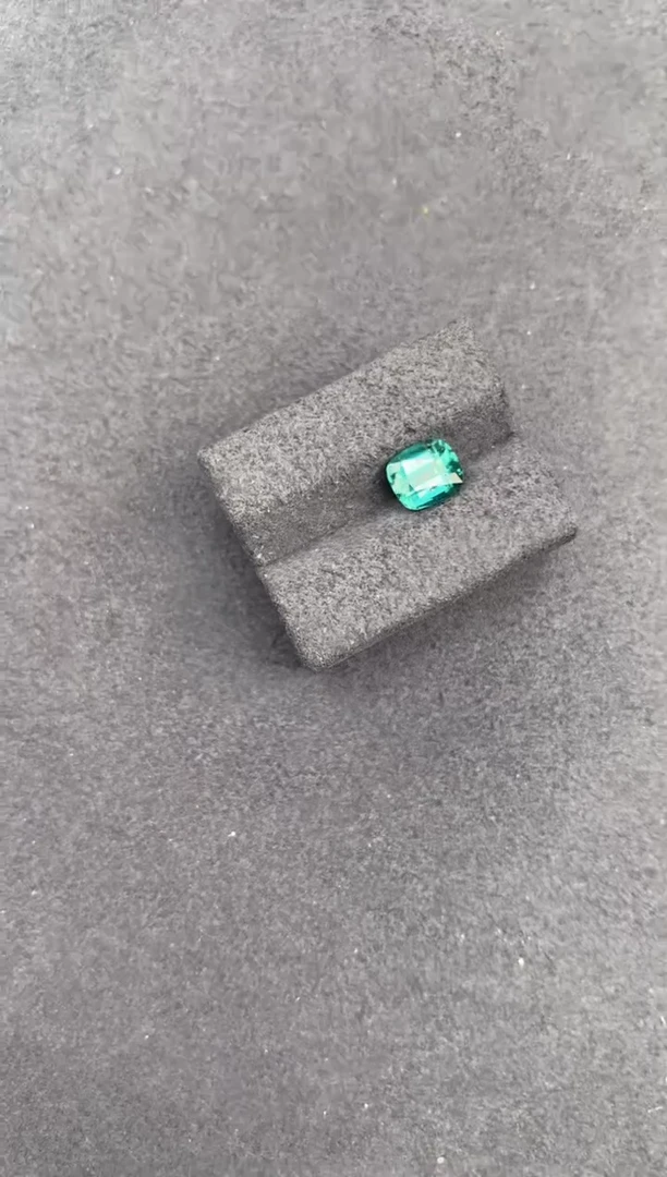 【闪购商品】碧玺裸石未镶嵌1.2ct拉贡碧玺