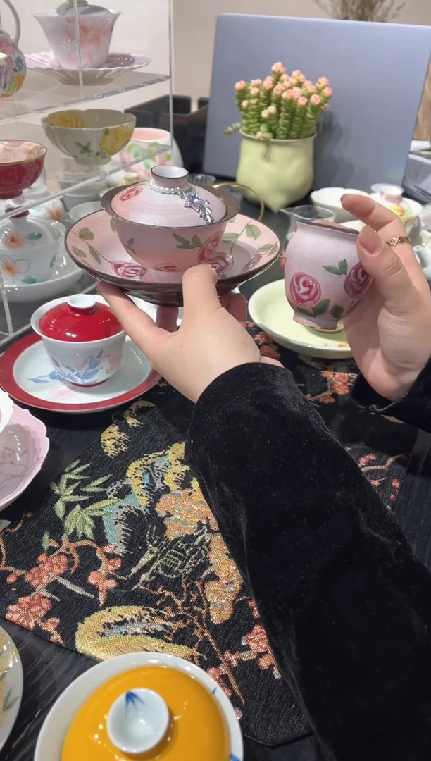 【闪购商品】粉引 般红玫瑰 盖碗+茶杯+壶承