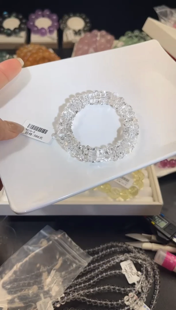 未镶嵌手链水晶多样性发一白水切面