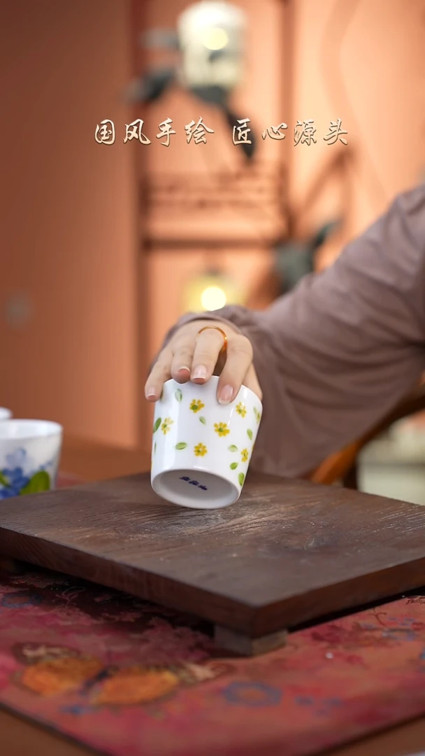 陶瓷景德镇高温釉中彩猪口杯直径7高6.5容量150cc