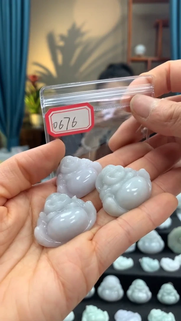翡翠未镶嵌颈饰佛公0676 多样性发一件