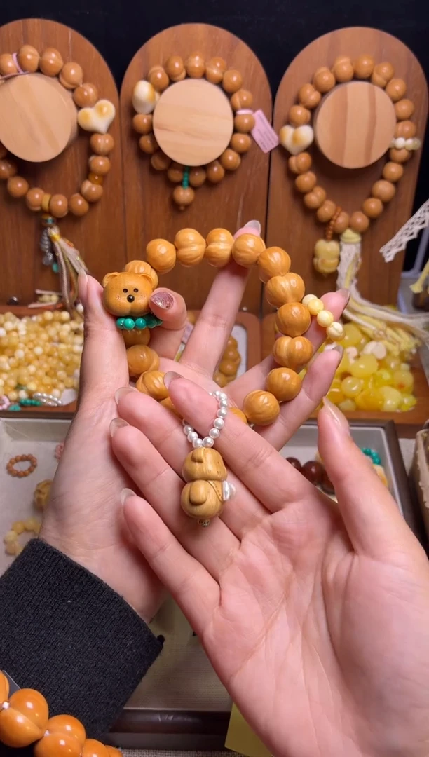 手串猴头核桃怀**猫全品聚宝盆屁桃熊绿跑环黄跑环蝴蝶熊吊坠手串