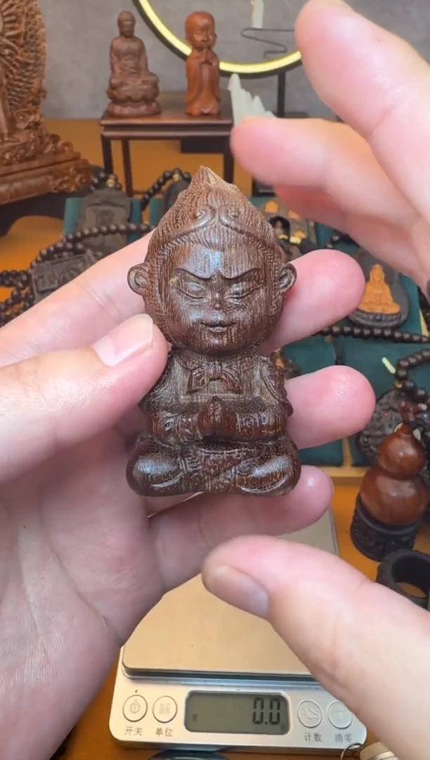 贡木其他 《巴布亚贡木》新品血月星空悟空