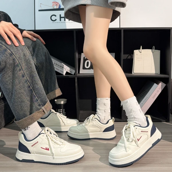 回力情侣鞋子秋季2025新款百搭爆款高级感男女板鞋潮流男生小白鞋