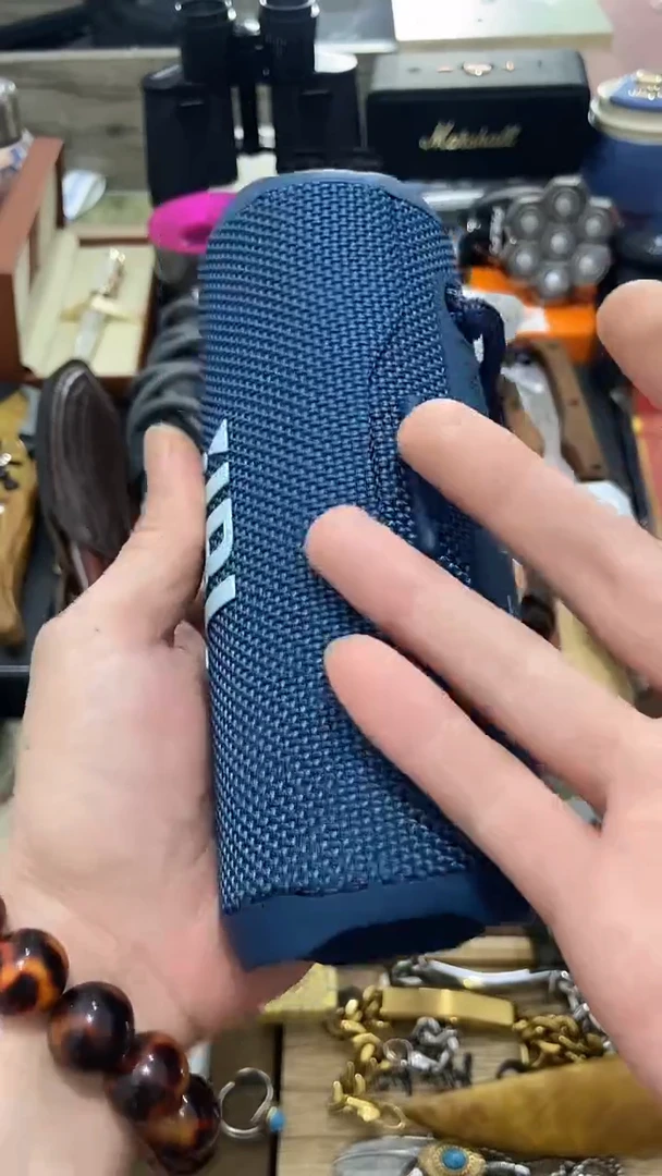 瓷片闪购商品 如图所示