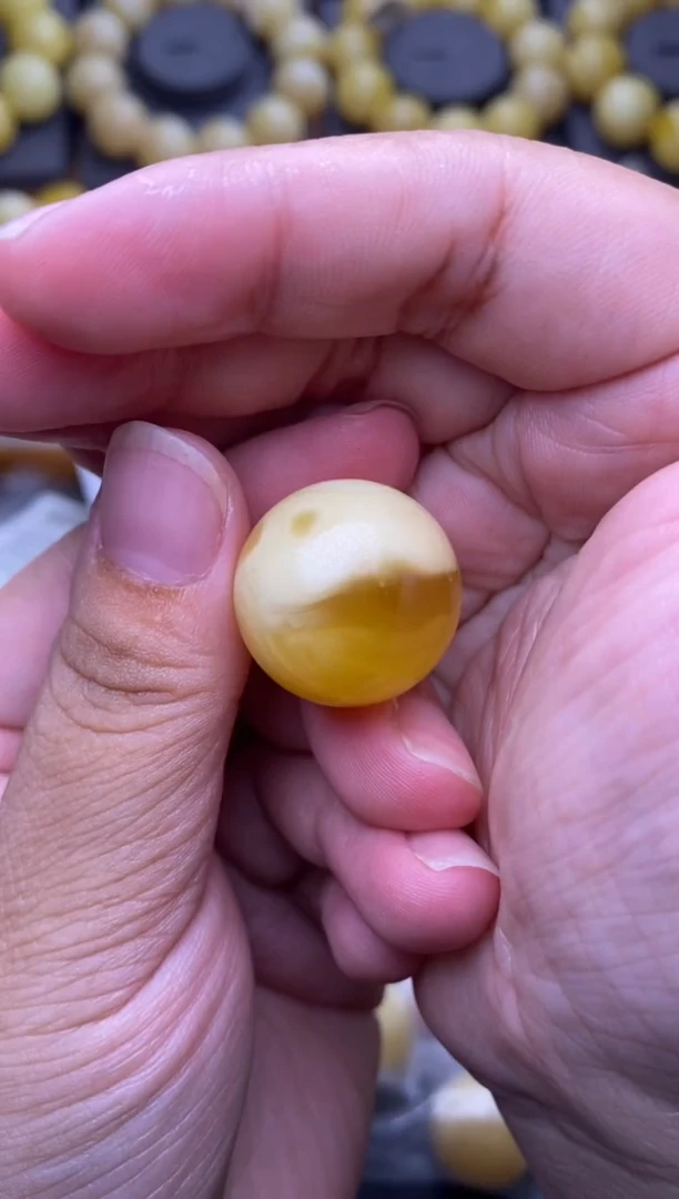 裸石琥珀未镶嵌大小姐珠宝严选45