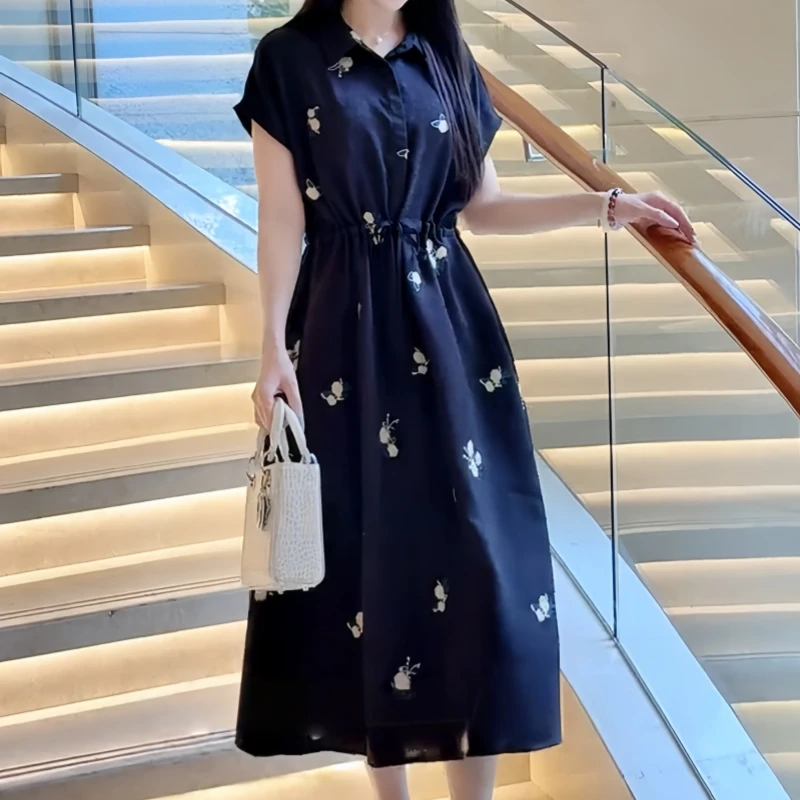 大码高级感优雅气质风Polo领连衣裙女胖mm遮肉肉新款收腰显瘦裙子