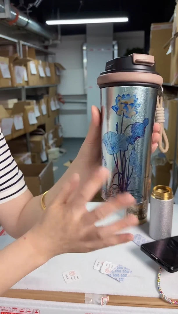 纯钛彩钛咖啡杯520ml特惠清仓-荷花款微微瑕