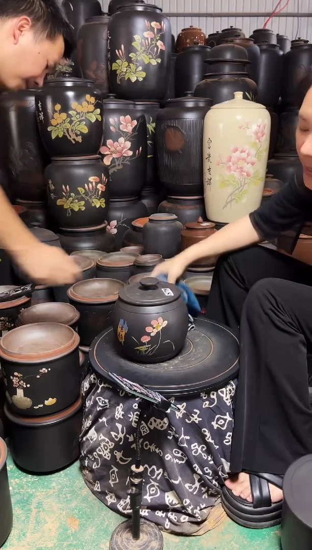 罐瑕疵茶叶罐 腰鼓彩填  879