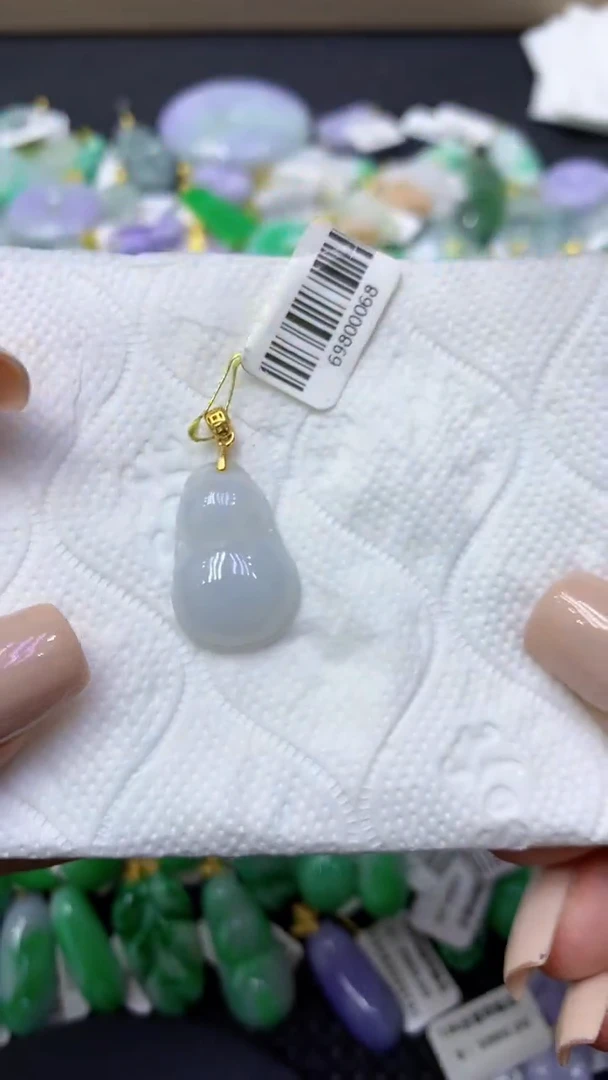 颈饰未镶嵌翡翠天然缅甸翡翠A货