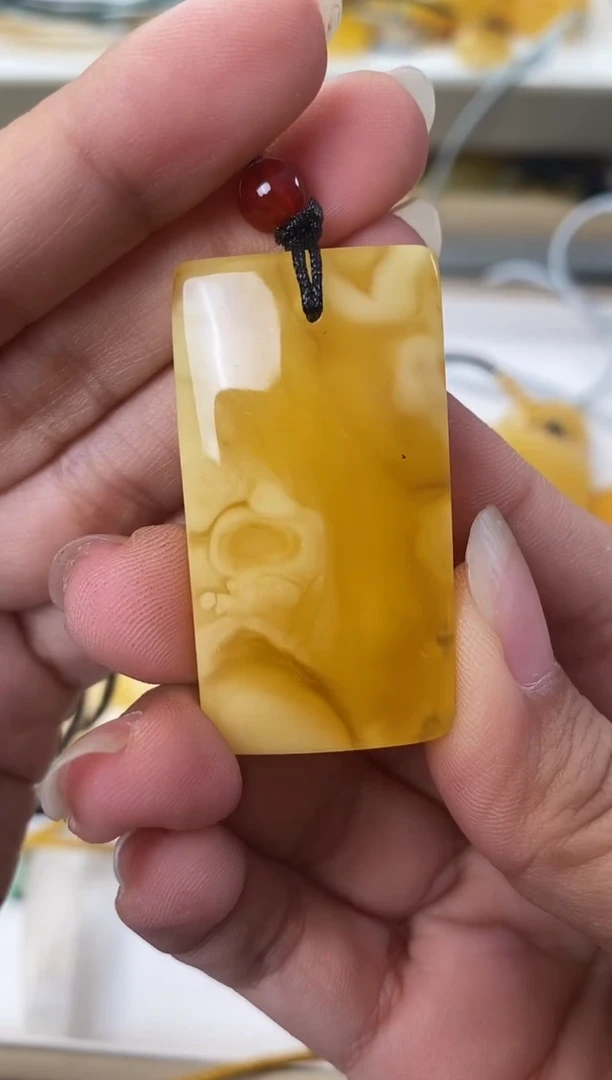 未镶嵌琥珀裸石天然琥珀蜜蜡