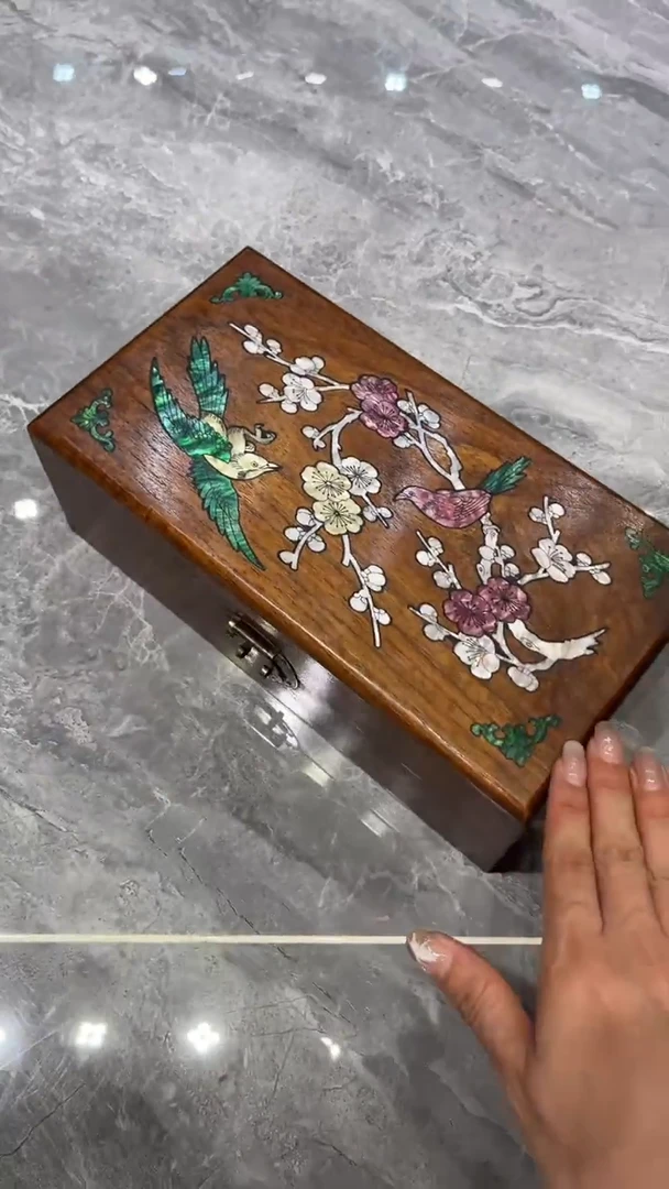 木喜鹊登梅首饰盒