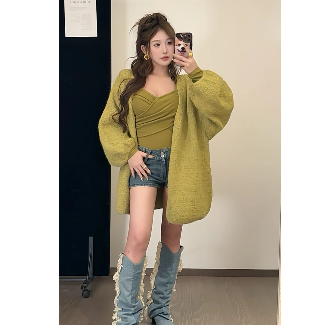 韩系网感秋冬韩女慵懒风糖果色法式灯笼袖松弛感软糯针织开衫外套