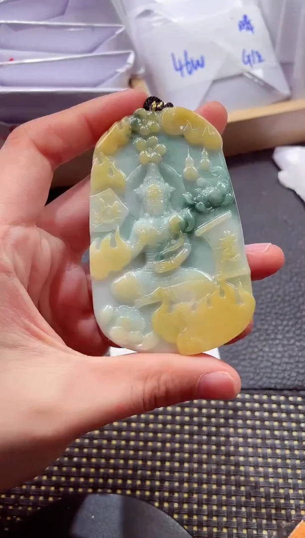 颈饰未镶嵌翡翠000111