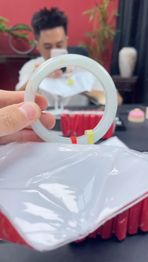 未镶嵌手镯翡翠6