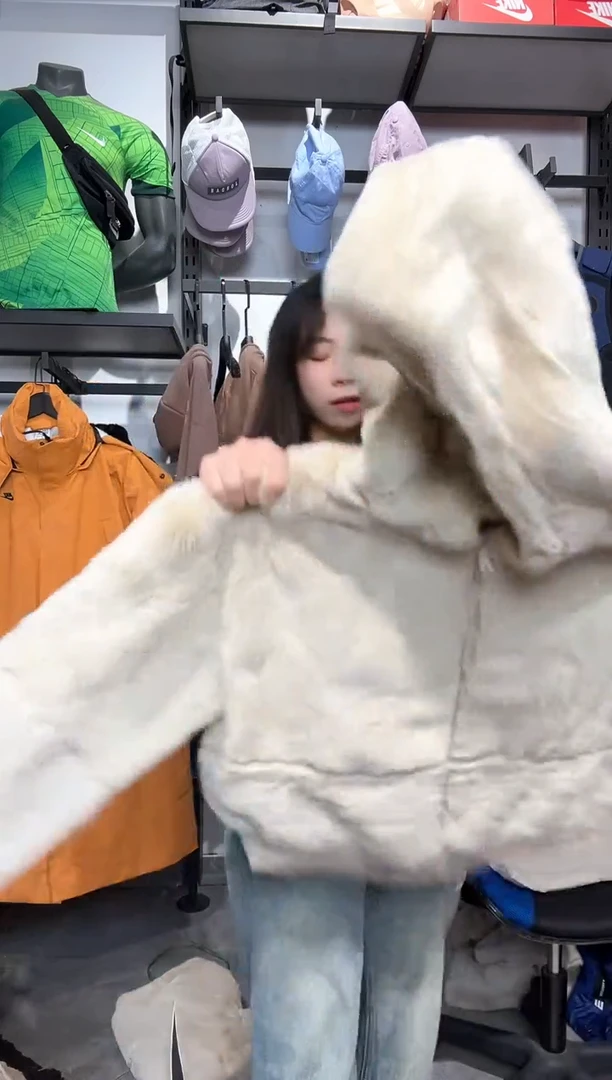 1097编码 瑕疵款直播间过款为准 尺码