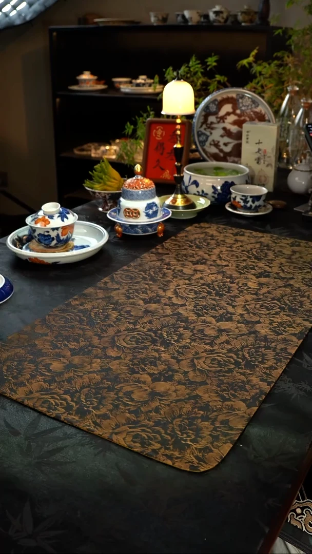 老叶红美术馆开播香云纱茶席1