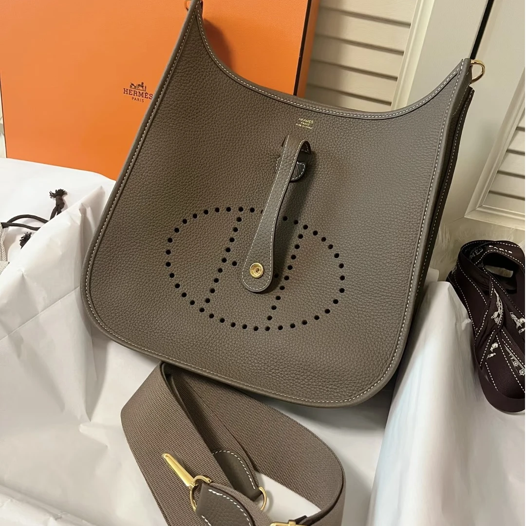99新 Hermes/爱马仕 伊芙琳29大象灰金扣斜挎包/90857
