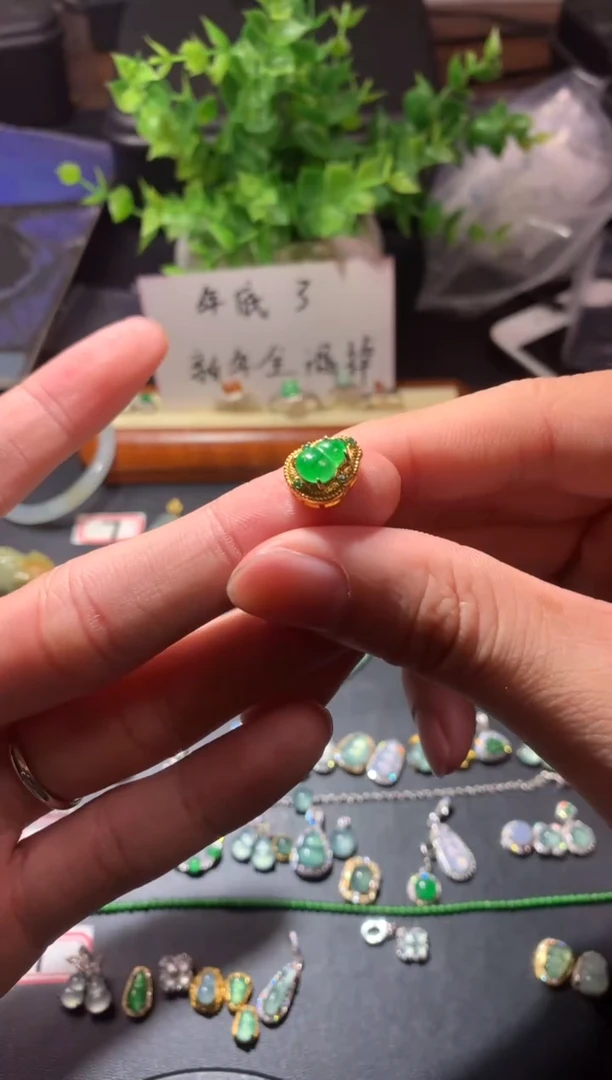 颈饰未镶嵌翡翠糖***多1