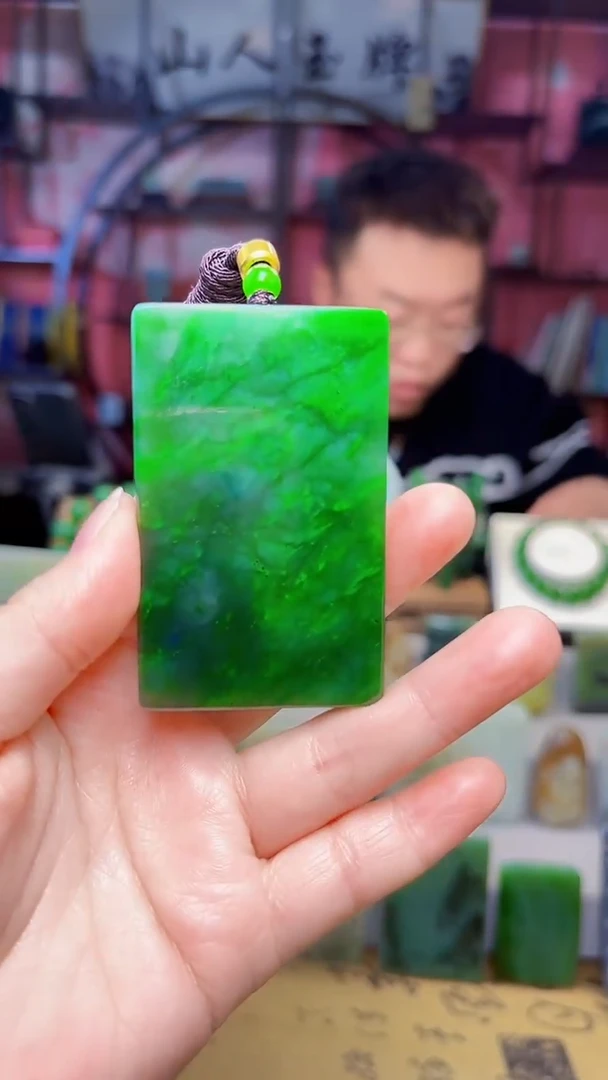 未镶嵌和田玉挂件50