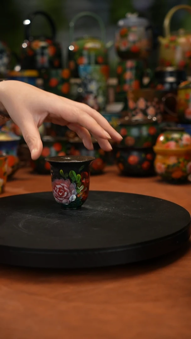 紫砂油画手绘釉下彩