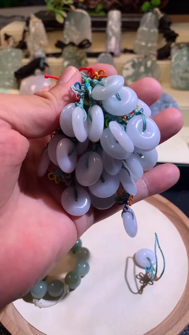 翡翠未镶嵌颈饰6/21/451多样性发其一